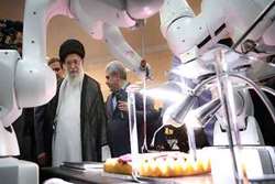 The Supreme Leader visited the “Iranian-made” Achievements